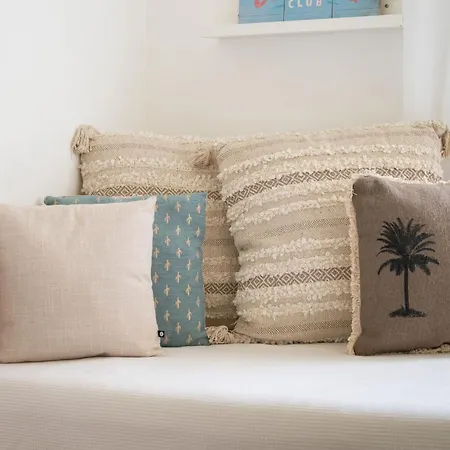 דירה 2bdr Retreat W Pool In By Lovelystay